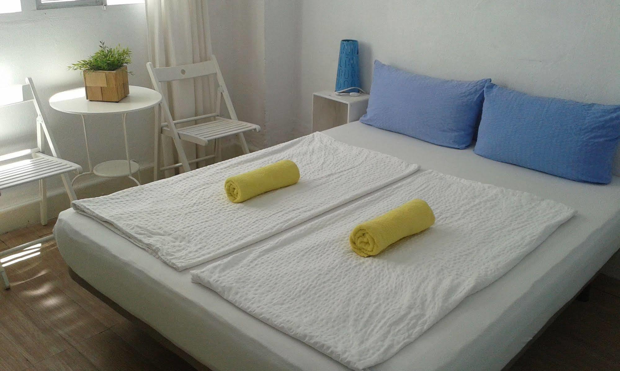 Casa Al Sur Terraza Hostel Малага Екстериор снимка